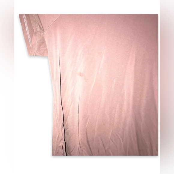 Mauve Colored Crop-Styled Silky Top with Rose Embroidery Detail Size: 3X / 3XL - Picture 5 of 11